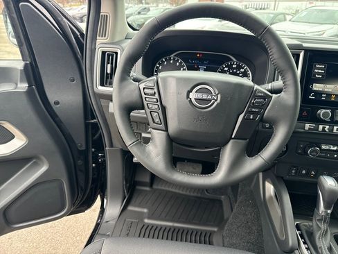 New 2026 Nissan Frontier SV w/ SV Convenience Package AWD/4WD image 15