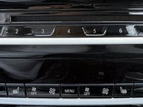 Used 2018 BMW 540i xDrive AWD/4WD image 26