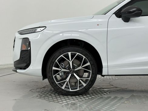 New 2026 Audi Q3 quattro 2.0T AWD/4WD image 12