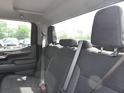 Used 2025 Chevrolet Silverado 1500 LT RWD image 26