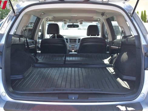 Used 2013 Subaru Outback 2.5i Limited image 33