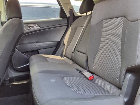 Certified 2023 Kia Sportage LX image 7