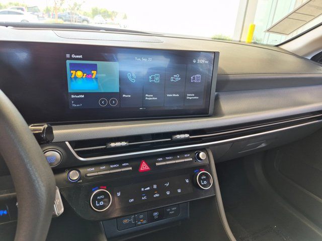 Used 2025 Hyundai Sonata SEL FWD image 19