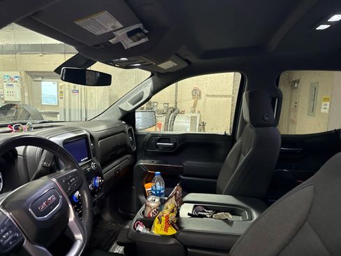 Used 2021 GMC Sierra 1500 Elevation w/ Driver Alert Package I AWD/4WD image 7