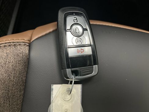 New 2025 Ford Bronco Sport Outer Banks w/ Outer Banks Tech Package+ AWD/4WD image 29