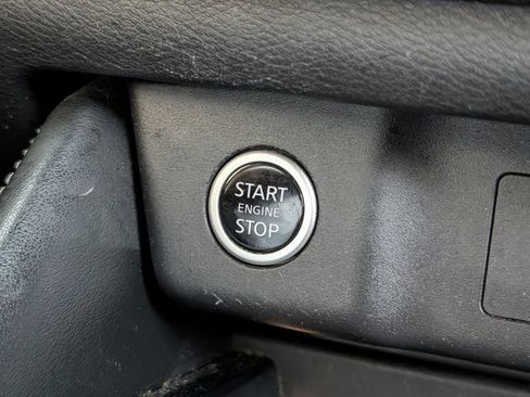 Used 2023 Nissan Rogue Platinum w/ Platinum Premium Package AWD/4WD image 19
