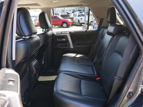 Used 2015 Toyota 4Runner Limited AWD/4WD image 18