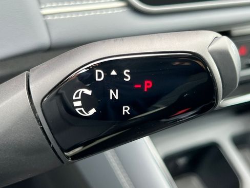 New 2026 Volkswagen Tiguan SEL R-Line AWD/4WD image 26