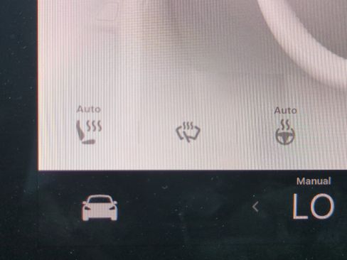 Used 2023 Tesla Model 3 Standard Range image 24