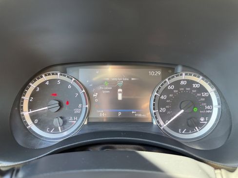 Used 2023 Toyota Highlander L image 21