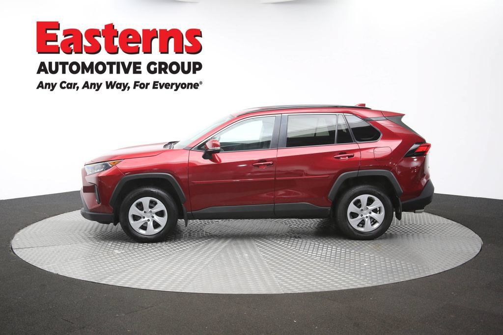 Used 2021 Toyota RAV4 LE AWD/4WD image 59
