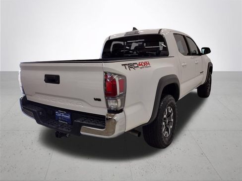 Used 2023 Toyota Tacoma TRD Off-Road AWD/4WD image 16
