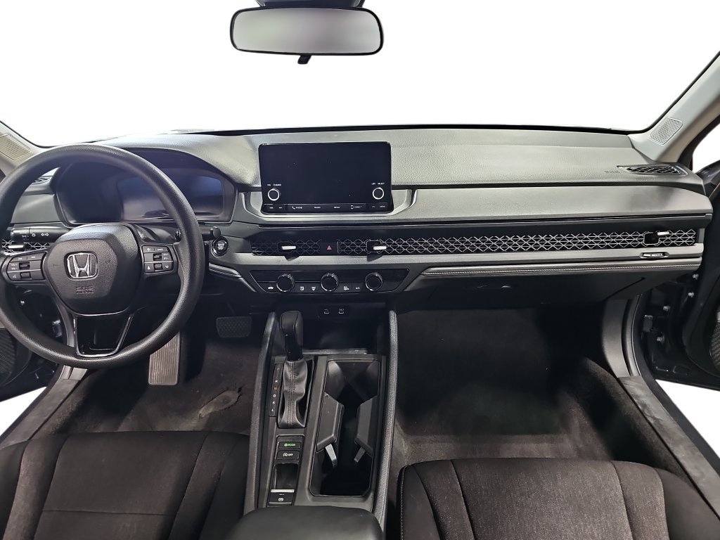 Used 2025 Honda Accord SE image 9