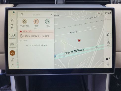 Used 2025 Land Rover Discovery Sport S image 21