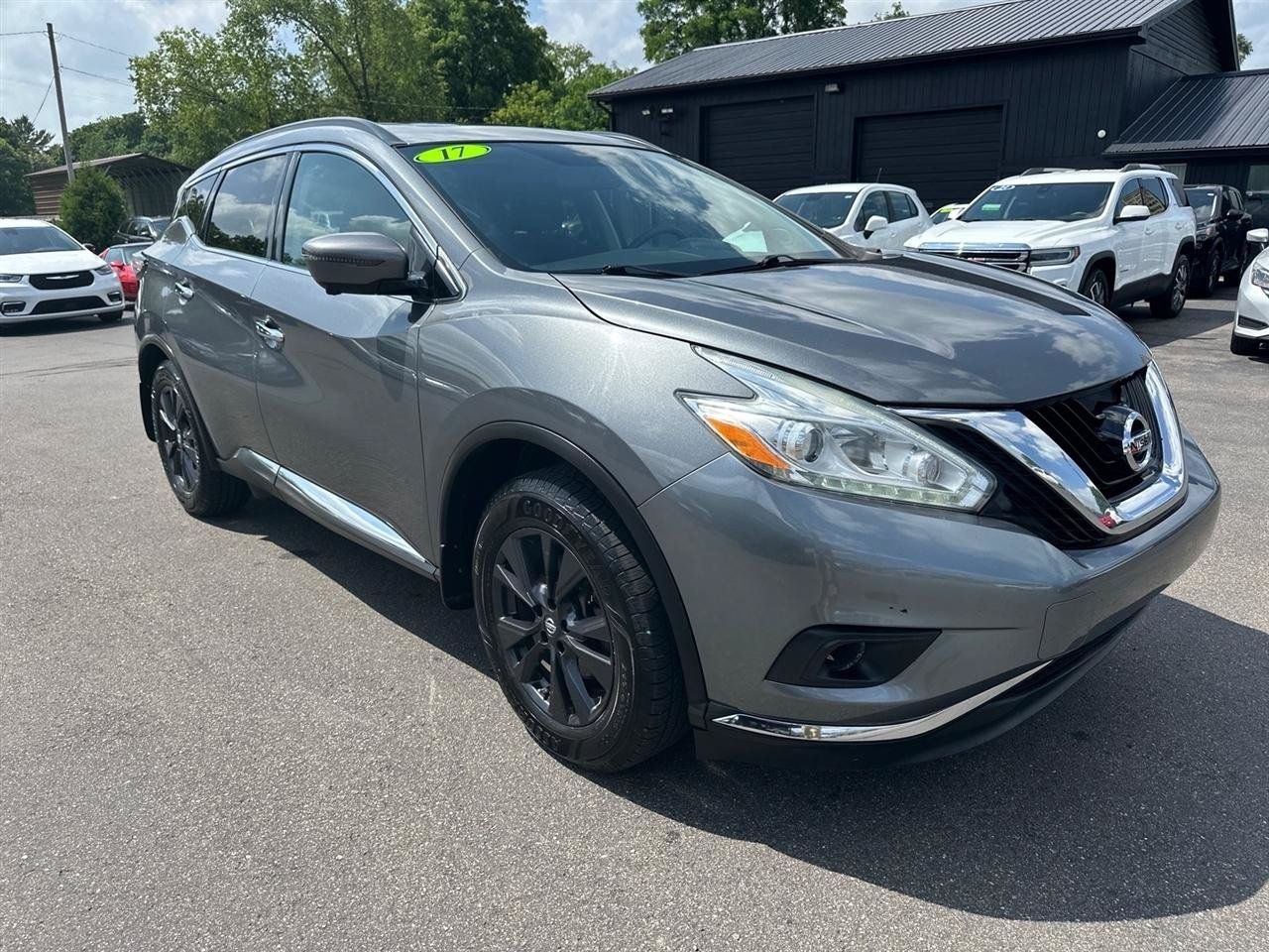 Used 2017 Nissan Murano SV w/ Premium Plus Package AWD/4WD image 1