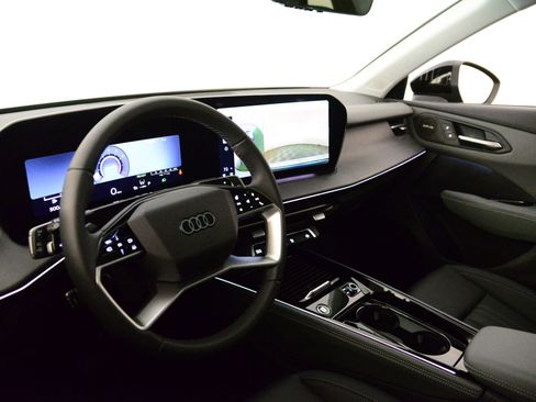 New 2026 Audi Q3 quattro 2.0T image 4