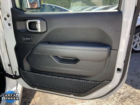 Used 2023 Jeep Wrangler Unlimited Rubicon 4xe w/ Steel Bumper Group image 63