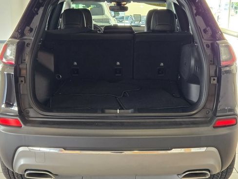 Used 2022 Jeep Cherokee Limited AWD/4WD image 13