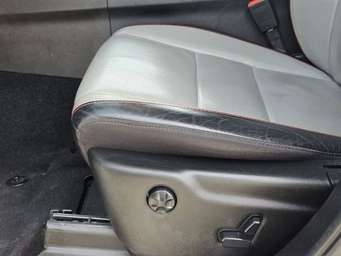 Used 2023 Dodge Durango GT image 29