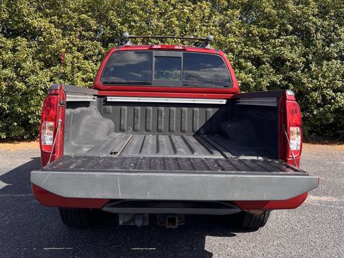 Used 2021 Nissan Frontier PRO-4X w/ Pro-4x Utility Package image 7