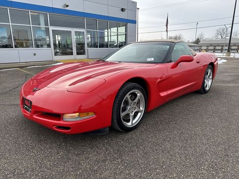 Used 1998 Chevrolet Corvette Base w/ Performance Handling Pkg image 4