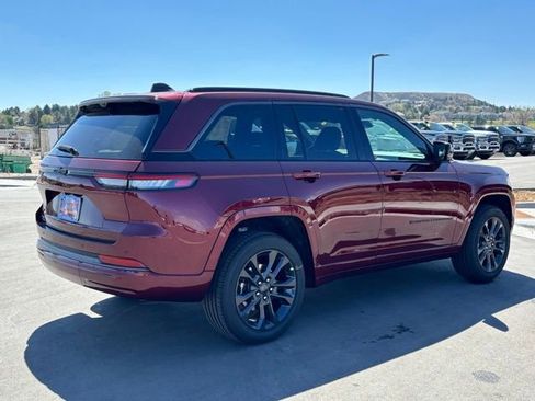 New 2026 Jeep Grand Cherokee Limited AWD/4WD image 5
