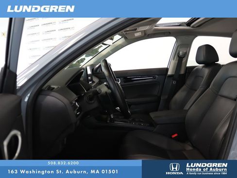 Used 2024 Honda Civic Touring image 10