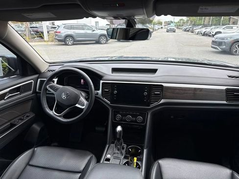 Used 2022 Volkswagen Atlas SE FWD image 12