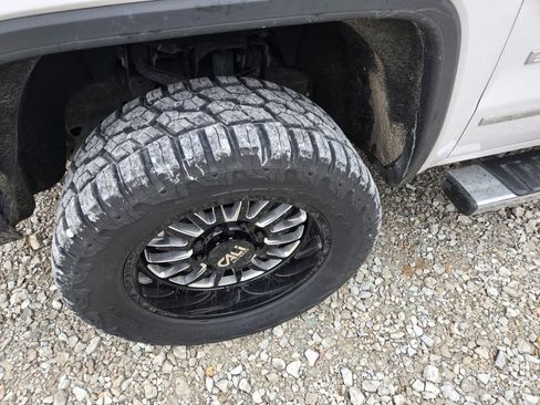 Used 2019 GMC Sierra 3500 Denali w/ Duramax Plus Package image 8