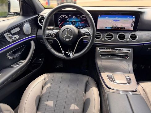Used 2023 Mercedes-Benz E 350 4MATIC Sedan image 26