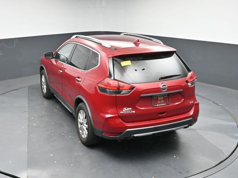 Used 2017 Nissan Rogue SV image 20