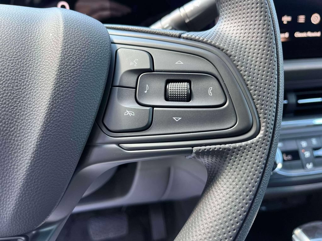 New 2026 Buick Envista Preferred w/ Advanced Safety Package FWD image 25