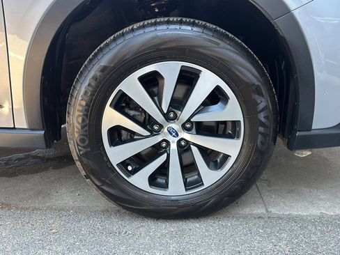 Certified 2021 Subaru Outback AWD/4WD image 37