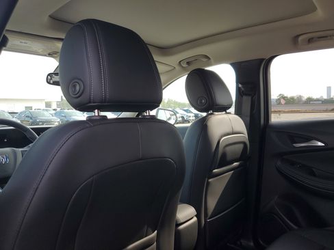 New 2026 Buick Encore GX Avenir image 7