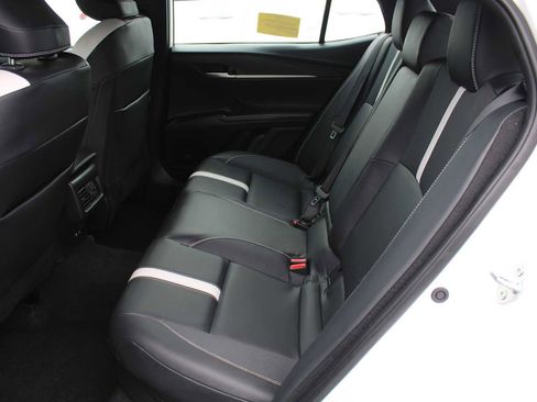 Used 2025 Toyota Camry LE image 11