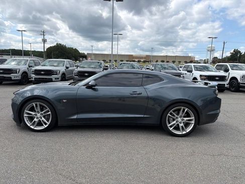 Used 2019 Chevrolet Camaro SS RWD image 7