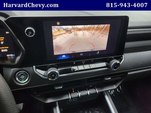 Used 2024 Chevrolet Colorado Trail Boss w/ Advanced Trailering Package image 9