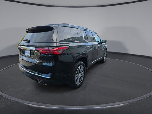 Used 2023 Chevrolet Traverse High Country AWD/4WD image 13