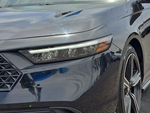 Used 2024 Honda Accord Sport image 19