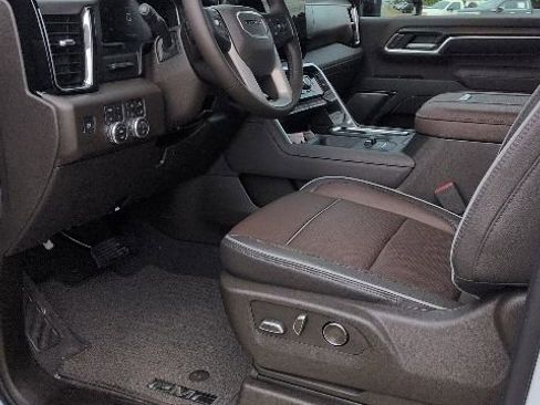 New 2026 GMC Sierra 2500 Denali w/ Denali Reserve Package AWD/4WD image 7
