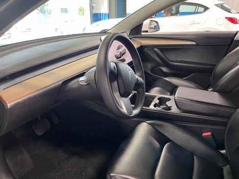 Used 2022 Tesla Model 3 Long Range image 23