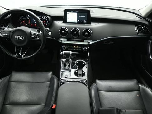 Used 2019 Kia Stinger Premium RWD image 22