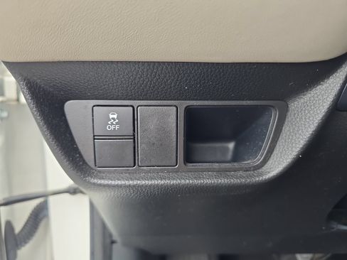 Certified 2023 Honda HR-V LX image 20