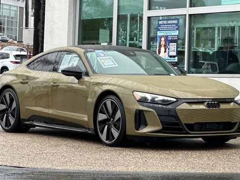 Used 2023 Audi e-tron GT Prestige w/ Prestige Package image 2