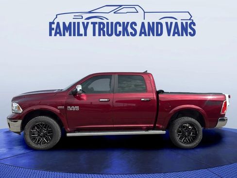 Used 2017 RAM 1500 Laramie w/ Convenience Group AWD/4WD image 2