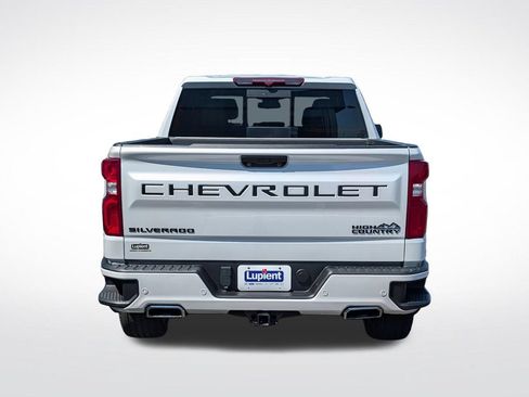 Used 2023 Chevrolet Silverado 1500 High Country w/ High Country Premium Package AWD/4WD image 4