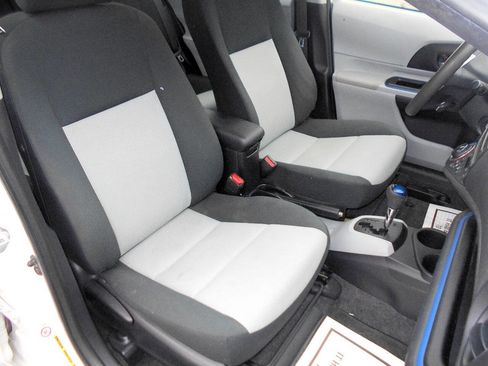 Used 2013 Toyota Prius C Two image 22