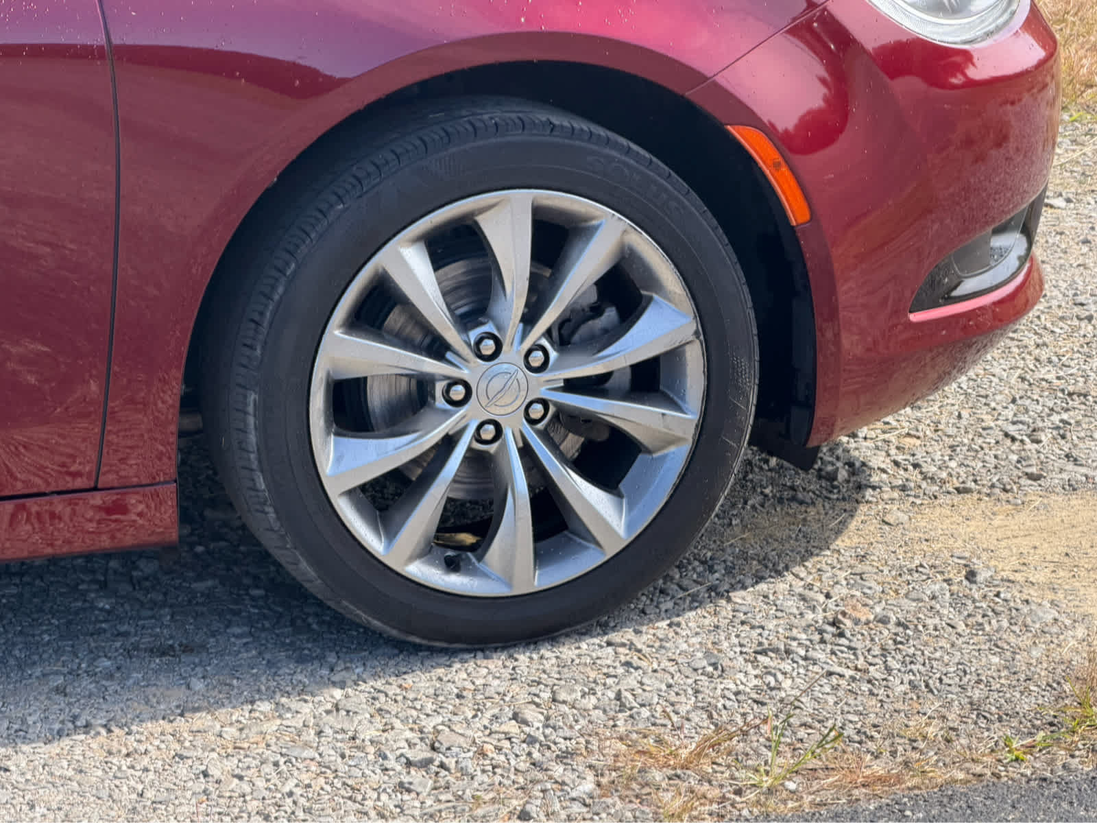 Used 2016 Chrysler 200 S w/ Comfort Group FWD image 6