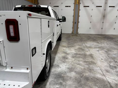 Used 2019 Ford F350 XL AWD/4WD image 10