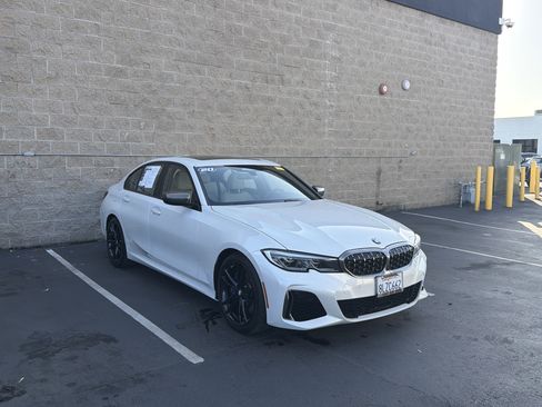 Used 2020 BMW M340i w/ Executive Package image 12